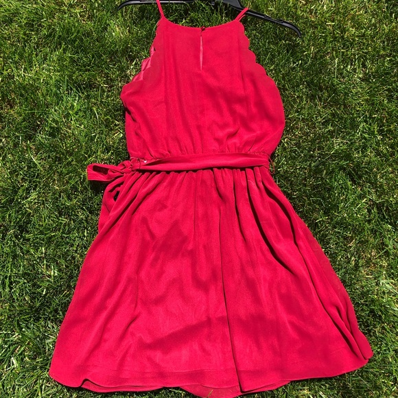 Simple Red Dress with Removable Belt - Picture 3 of 7